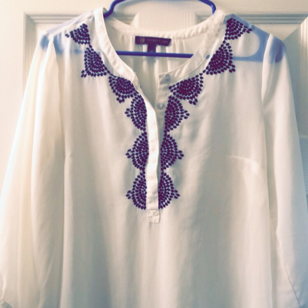 Women’s dress top